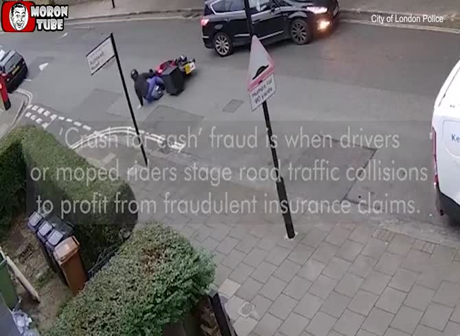 Video :A scooter rider was implicated in insurance fraud